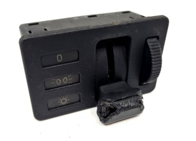 Вимикач світла bmw e28 габаритне 61311375515 фото №1