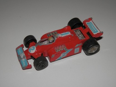 F1 Racing Team 2 McToy model resorak autko