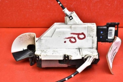 Замок двері правий перед eu 828407 citroen berlingo 2 ii 09r фото №1