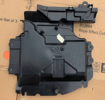 Mercedes w166 gle захист плита a1666800704 фото №1