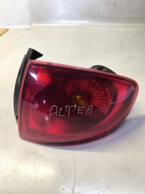 Лампа задня права seat altea 5p0945096e фото №1