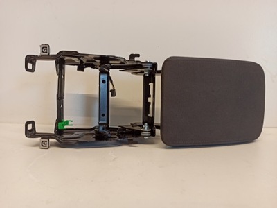 Підлокітник audi a4 b8 8k0864283 фото №1