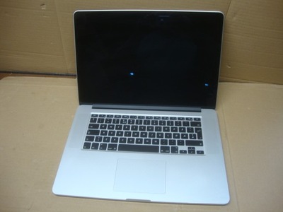 Apple Macbook A1398 Uszkodzony