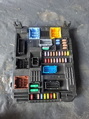 Bsi peugeot 2008 ii mokka b9855665180 фото №1