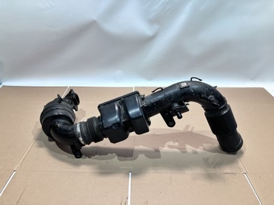 Резонатор труба повітря volvo s60 iii 18- 2.0 b фото №1