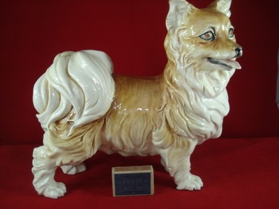 Duża figura psa rasy - Szpic Miniaturowy