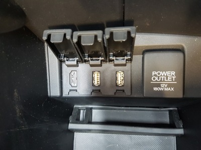 Honda crv iv lift роз'єм usb aus power 180w фото №1