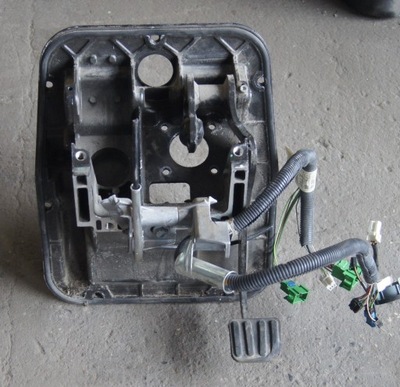 Корпус педалей iveco stralis hi-way фото №1