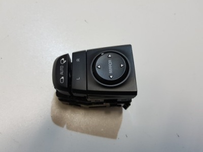 Kia sportage iv переключатель зеркал складной фото №1