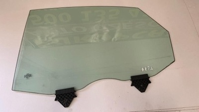 Скло двері лівий задня audi a8 d3 vsg 2004r фото №1