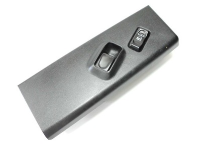 Isuzu trooper 02r monterey панель вікон перемикач фото №1