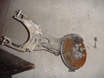 Амортизаторна стійка ступиця поворотний кулак правий 2.0hdi c5 iii 08- фото №1