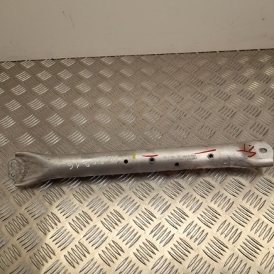 Скоба tesla model s 2015 100361900e фото №1