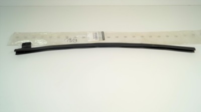 Captur ii 2 nowa прокладка двері правий задня права задня нижня оригінал фото №1