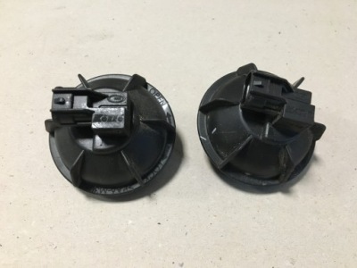 Suzuki s-cross sx4 16- lift кришка заглушка лампи фара фото №1