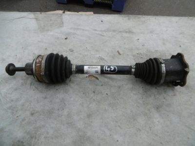 Привідний вал ліва 4m0407271l vw touareg iii фото №1
