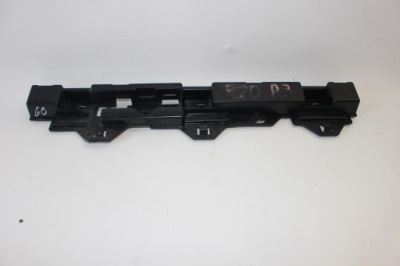 Направляющая кронштейн накладки порога bmw f20 7240916 фото №1