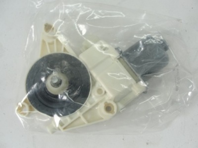 Моторчик скло перед лівий mercedes a2469065100 фото №1