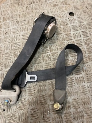 Pas безопасности правый перед mitsubishi pajero iii 3d фото №1