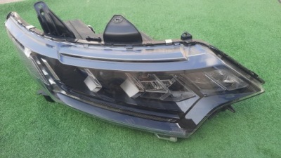 Mitsubischi outlander рестайлінг  full led фара комплект фото №1