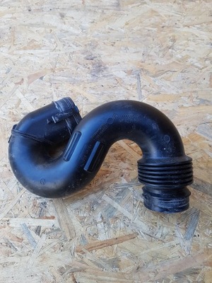 Opel vivaro iii труба повітрозабірник 165555514r фото №1