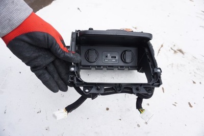 Роз'єм aux usb kia carens iv 4 фото №1