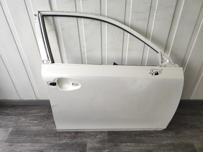 Двері lexus ct передні праве 2010-2022 фото №1