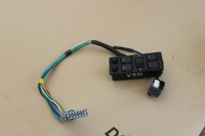 Перемикач вікон лівий перед volvo 850 фото №1