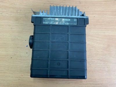 Mercedes модуль бортовий комп'ютер двигуна 0075451432 оригінал фото №1