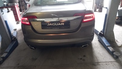 FARO EN ALETA PARTE TRASERA JAGUAR XF I X250  