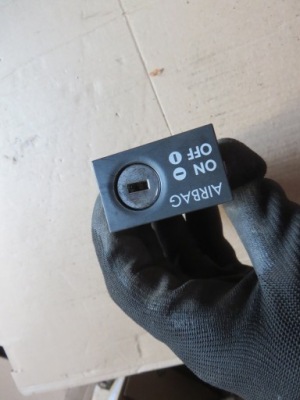 Перемикач подушка безпеки seat cordoba ii 6q0919237 x фото №1