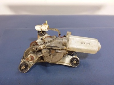 Kia carens ii моторчик двірник задній кришки фото №1