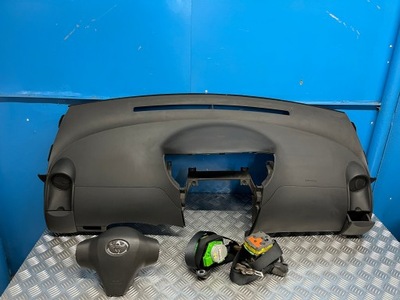 Toyota yaris ii панель приладів панель приладів подушки безпеки ремені комплект фото №1