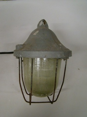 stara lampa wisząca industrialna, loft