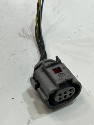 Штекер колодка audi a5 8t 1j0973713g фото №1