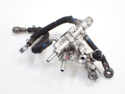 Патрубок шланг трубка розподільник пального mazda6 iii gj 2.2 skyactiv-d sh 19r фото №1