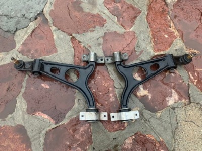 Alfa romeo 156 147 gt рычаг правый перед нижний фото №1