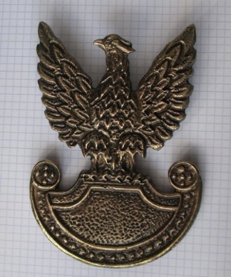 orzeł duży bez korony PRL na postument nagrobek