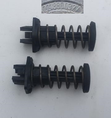 Пружина відбійник капот mercedes s w221 2218800327 фото №1