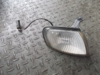 Поворотник правий kia sephia i фото №1