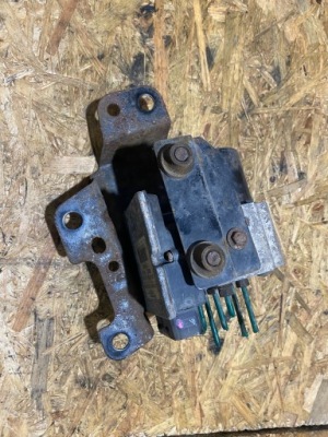 Насос abs блок керування master ii 2 movano a interstar 8200528357 фото №1