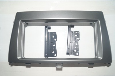 Рамка панель радио toyota avensis 2009- фото №1