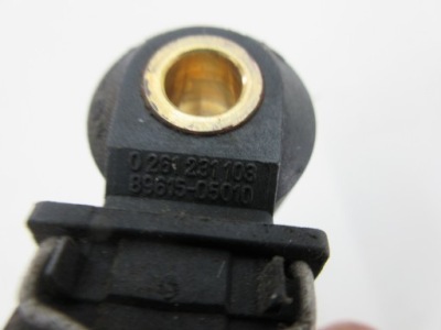 Toyota yaris 1.0 датчик детонационный 89615-05010 фото №1