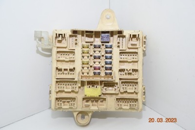 Коробка запобіжників bsi lexus is is300 is200 фото №1