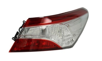 Лампа toyota camry 17- задняя правая фото №1