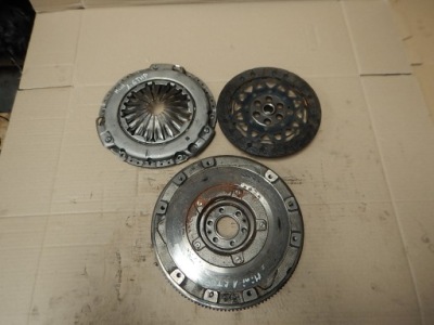 Колесо двомасовий mini cooper r56 1.6 thp 7583198 фото №1