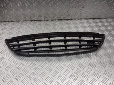 Решітка бампера opel corsa d 1.2 13179942 фото №1