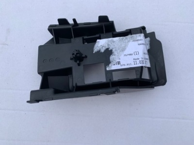 Кронштейн радара ліва a2478855502 mercedes eqa w247 фото №1