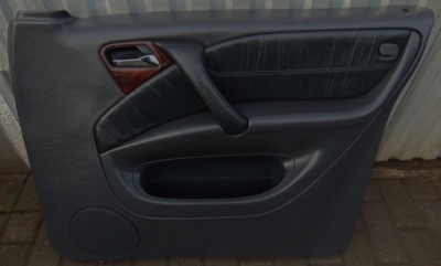 Обшивка оббивка двері права правий перед mercedes ml w163 європа фото №1