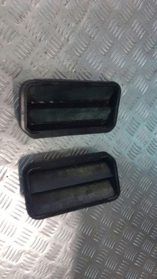 Chevrolet camaro 2015 решётка вентиляции багажника фото №1